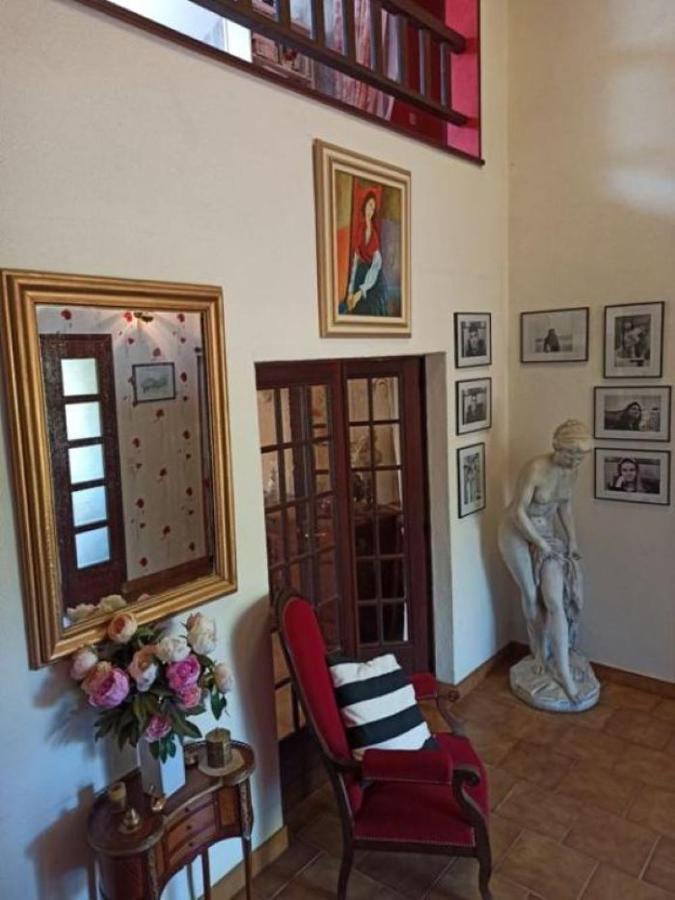 Les Pierres Blanches Bed & Breakfast Bonneuil-Matours Luaran gambar