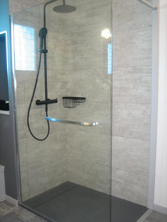Les Pierres Blanches Bed & Breakfast Bonneuil-Matours Luaran gambar
